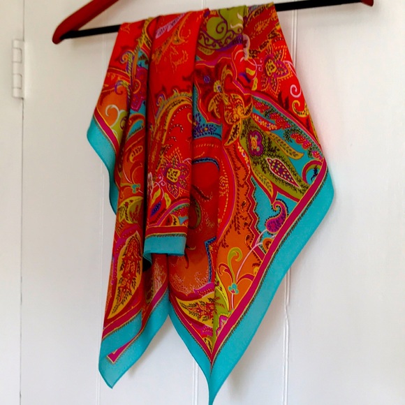 Ralph Lauren Accessories - Ralph Lauren paisley scarf